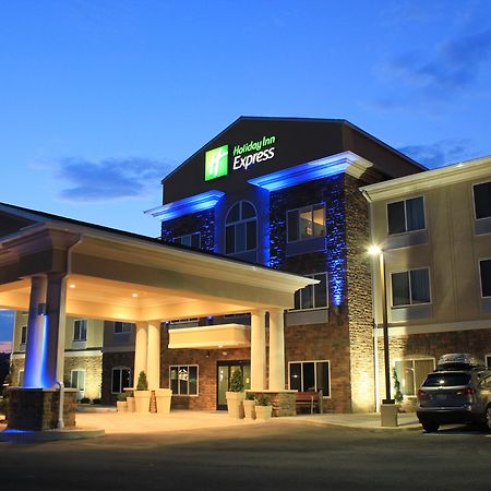 Holiday Inn Express&Suites Belle Vernon Extérieur photo