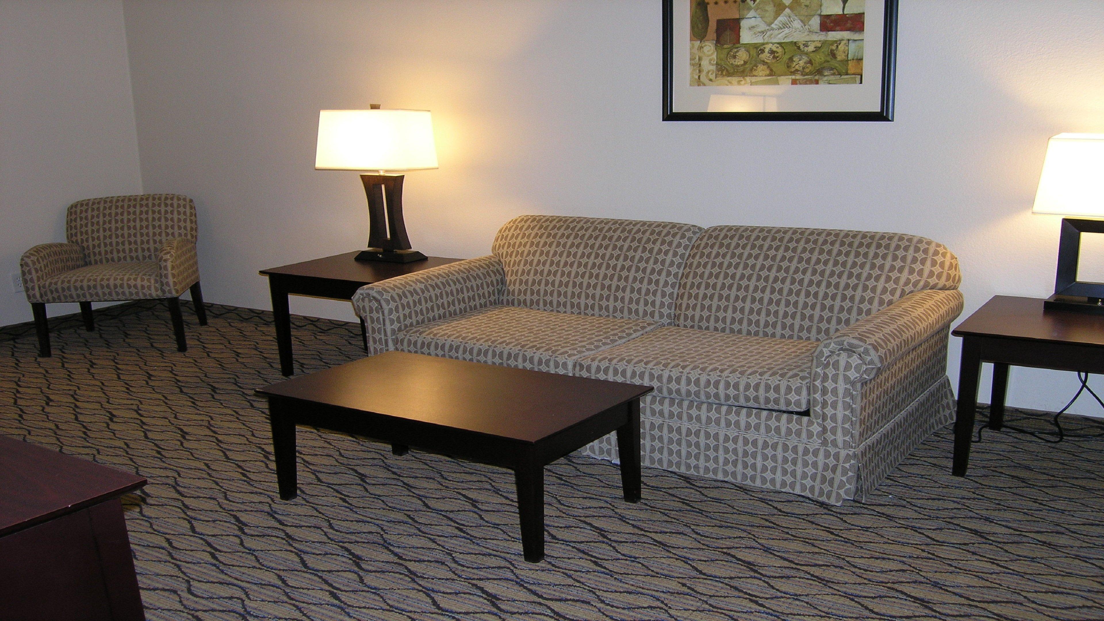 Holiday Inn Express&Suites Belle Vernon Extérieur photo