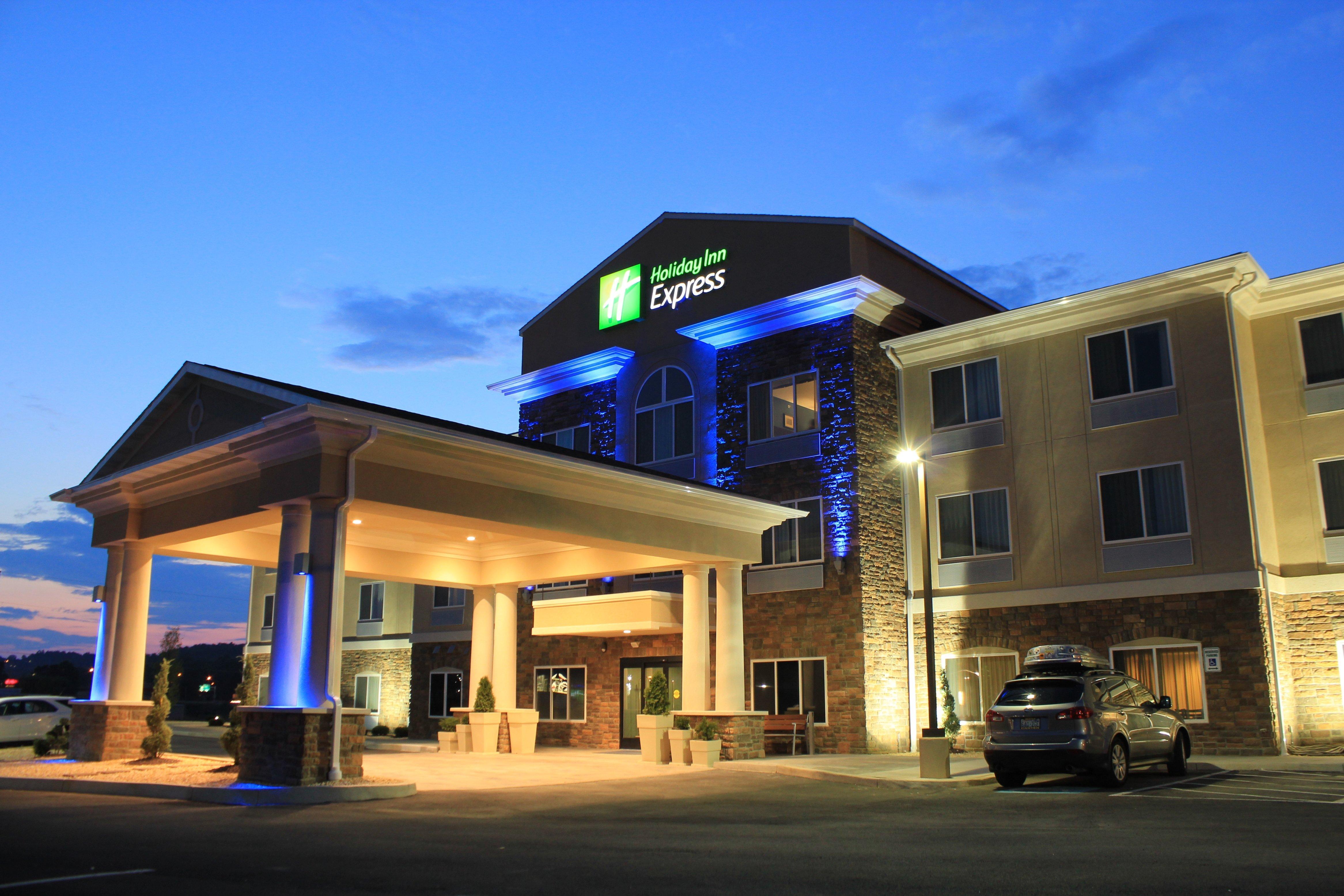 Holiday Inn Express&Suites Belle Vernon Extérieur photo